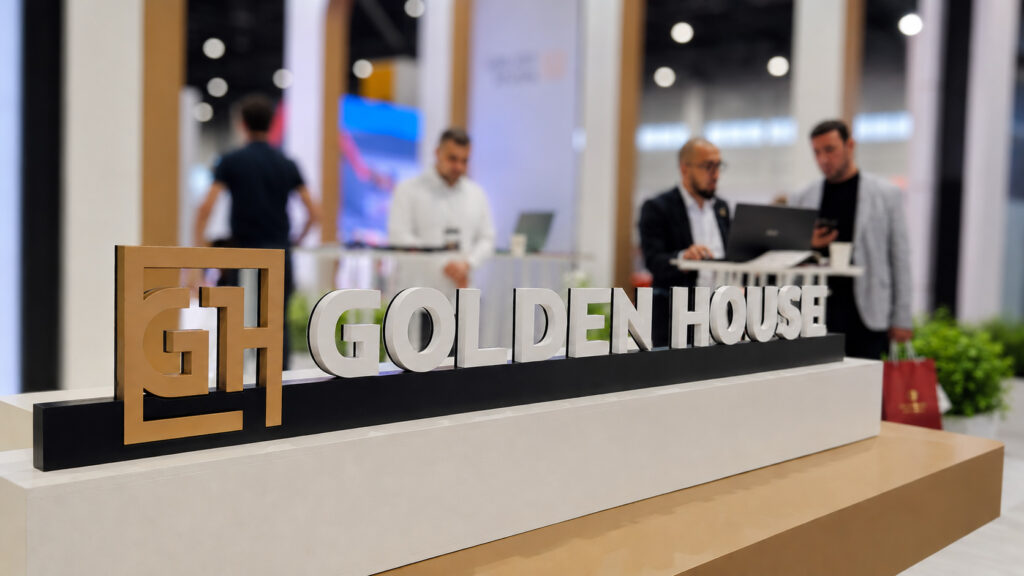 Подставка GOLDEN HOUSE с лазерной резкой и инкрустацией